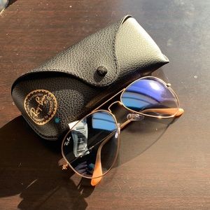 Ray-Ban aviator sun glasses